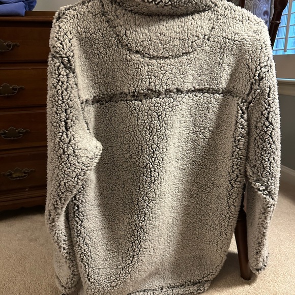 Women’s Broncos Sherpa - Picture 2 of 4